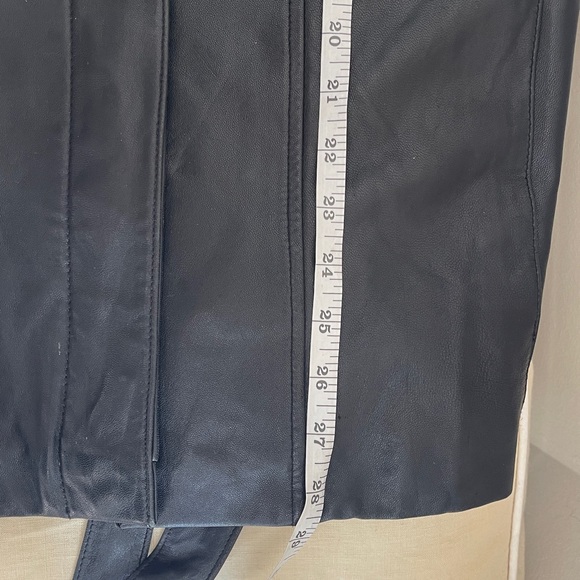 Liz Claiborne Black Genuine Leather Belted Jacket Large - Picture 5 of 9